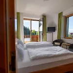 Waldschenke 4*
